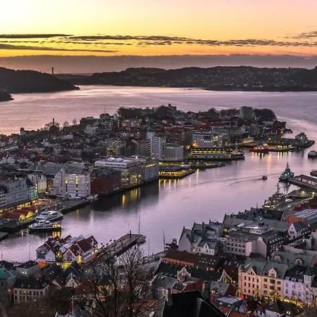 Apartment Dinbnb Appartments L Live In A Postcard ! L 300 M To Bryggen L Value!
